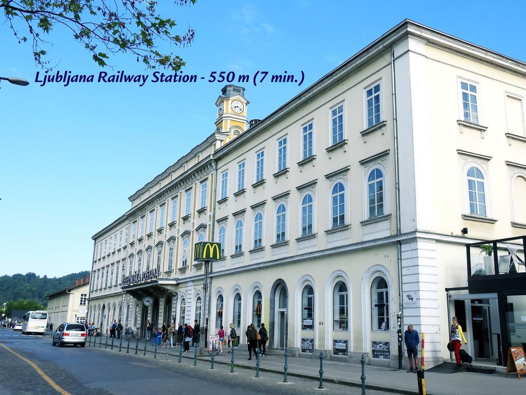 Апартаменти Slovenian Art Story Любляна Екстер'єр фото